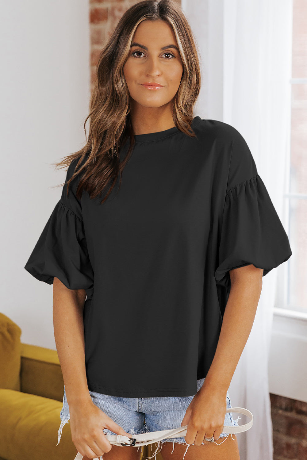 Puff Sleeve Curved Hem Blouse